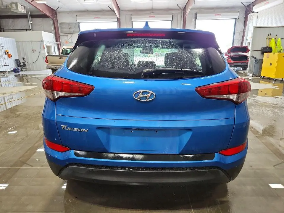 2017 HYUNDAI TUCSON SE PLUS  