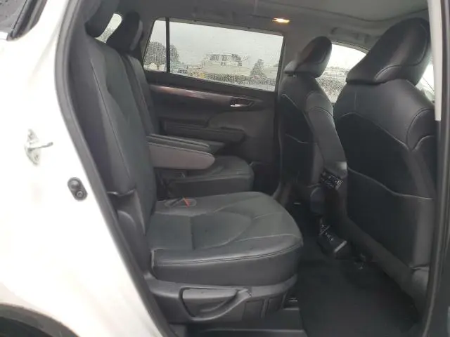 2021 TOYOTA HIGHLANDER PLATINUM  