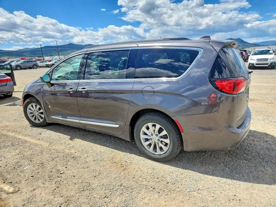 2017 CHRYSLER PACIFICA TOURING L  