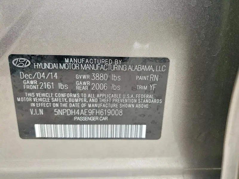 2015 HYUNDAI ELANTRA SE  