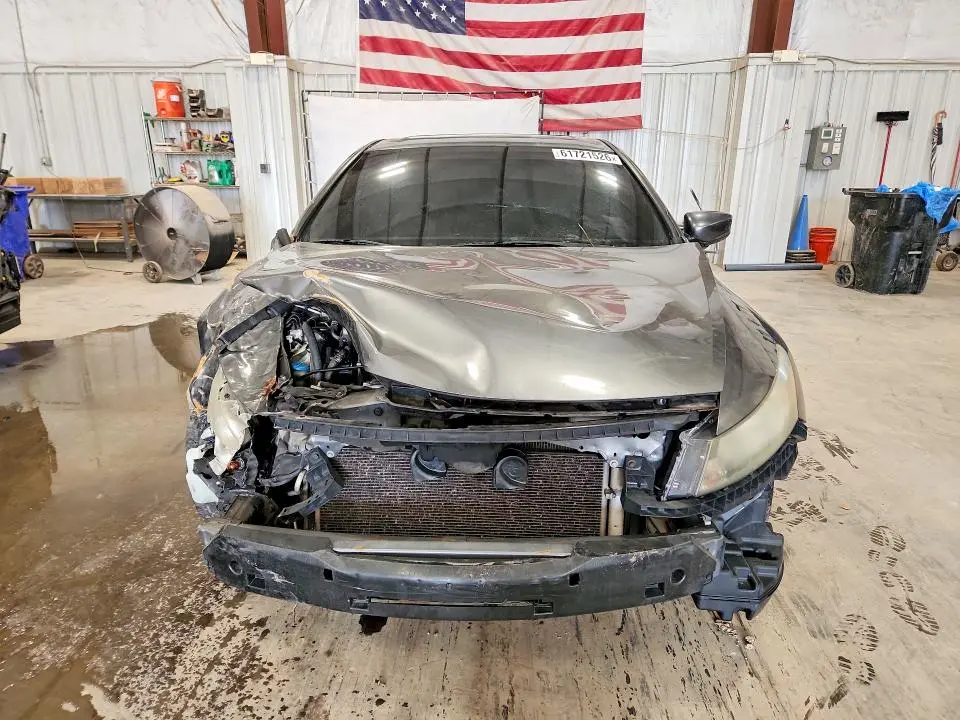 2010 HONDA ACCORD LX  