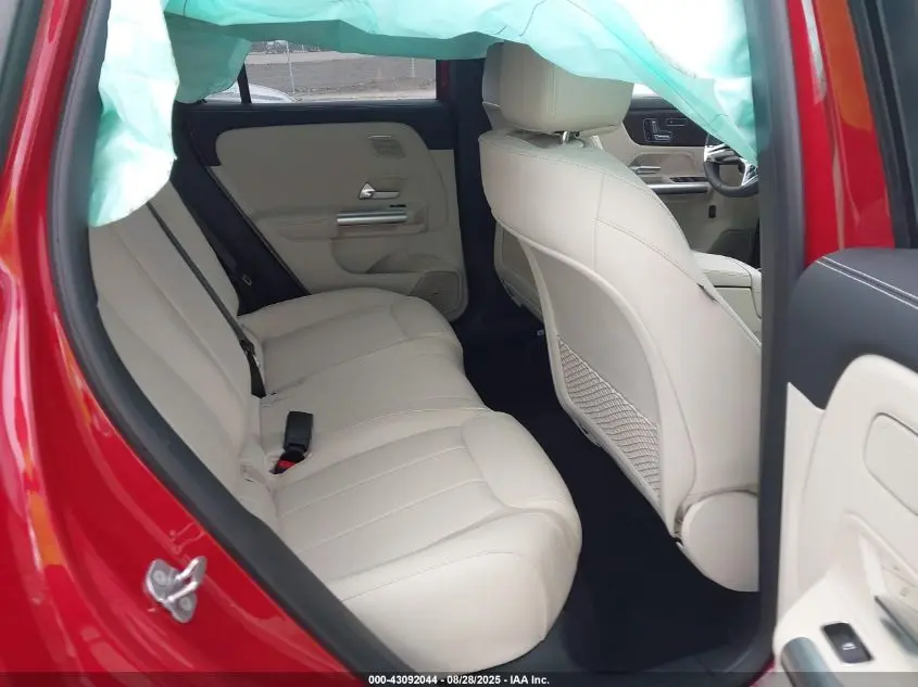 2025 MERCEDES-BENZ GLA 250 4MATIC