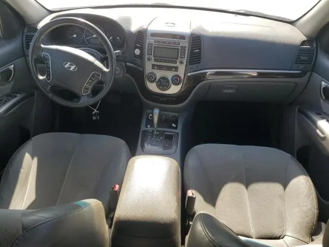 2011 HYUNDAI SANTA FE SE  