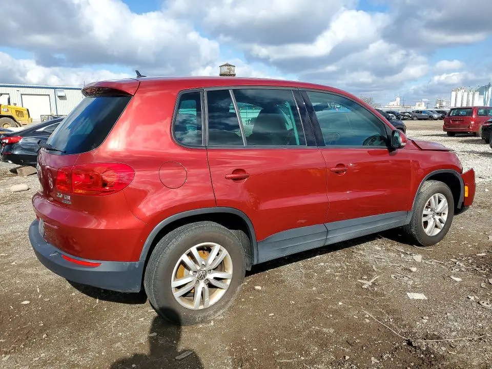 2012 VOLKSWAGEN TIGUAN S  
