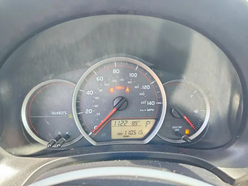 2012 TOYOTA YARIS 3-DOOR LE  