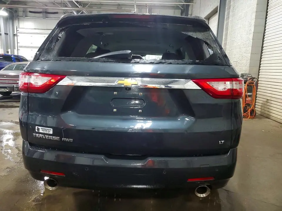 2021 CHEVROLET TRAVERSE LT  