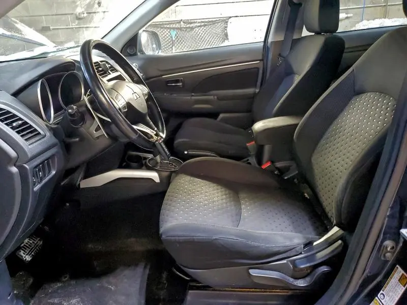 2011 MITSUBISHI OUTLANDER SPORT SE  