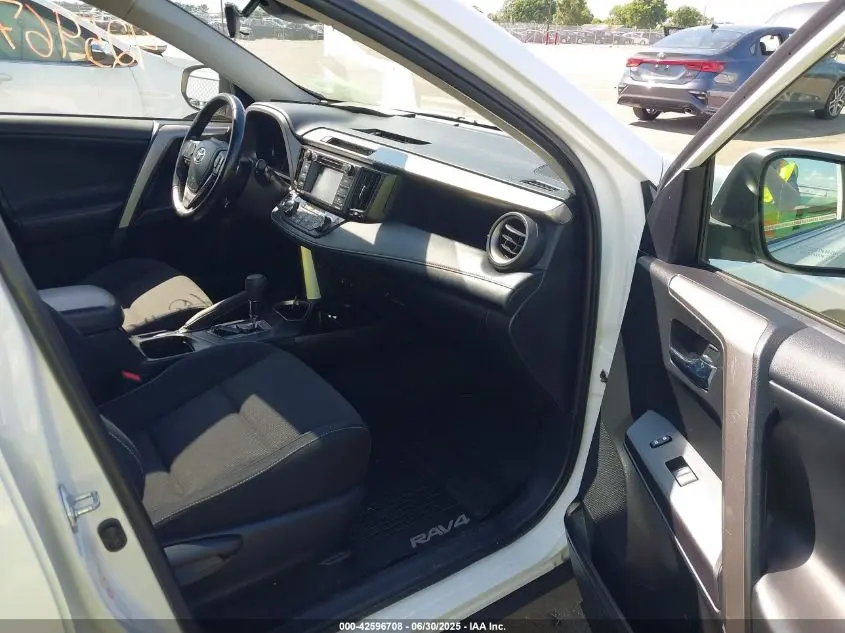 2018 TOYOTA RAV4 XLE