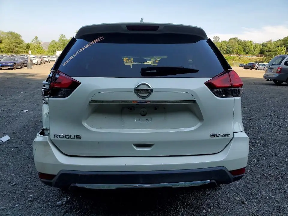 2017 NISSAN ROGUE SV  