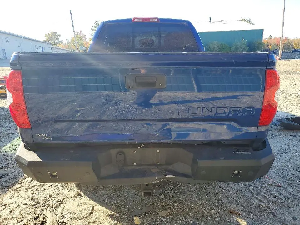 2015 TOYOTA TUNDRA SR5  