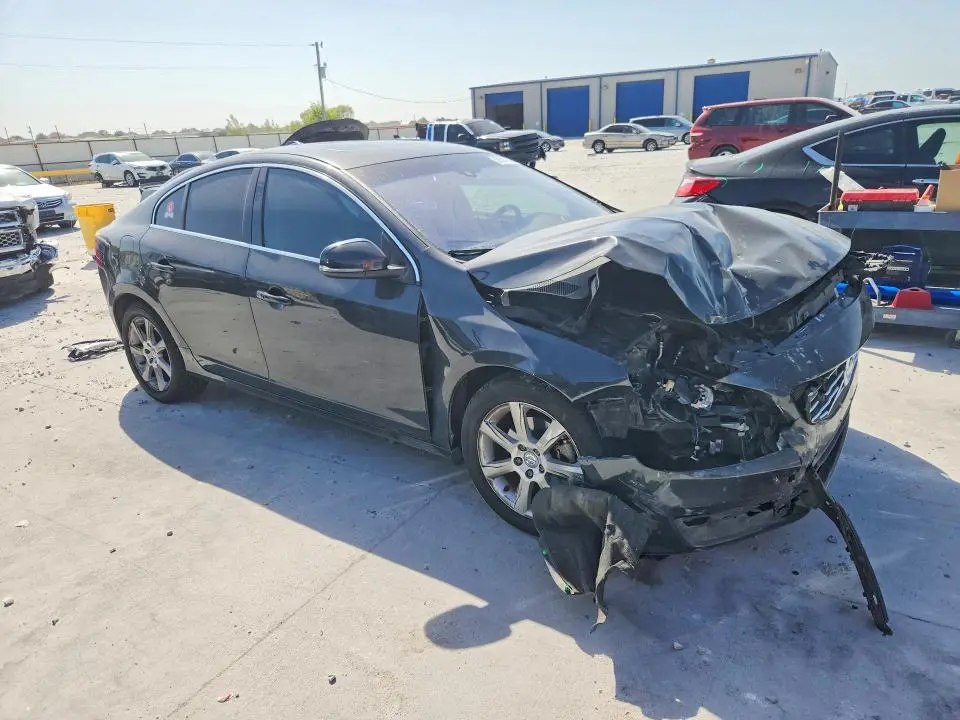 2016 VOLVO S60 PREMIER  
