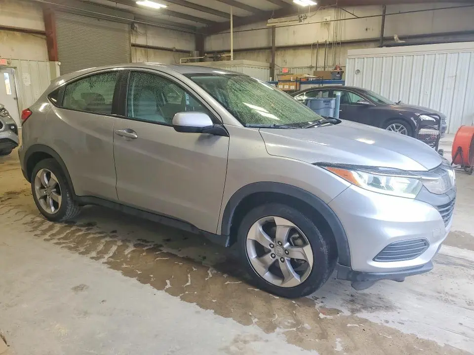 2021 HONDA HR-V LX  
