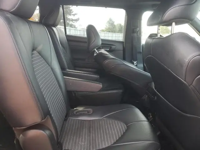 2021 TOYOTA HIGHLANDER XSE  