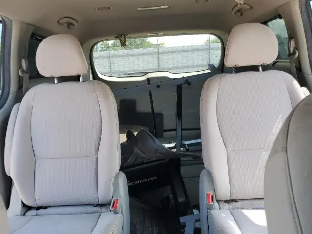 2016 KIA SEDONA LX  