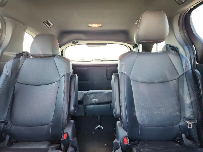 2022 TOYOTA SIENNA   