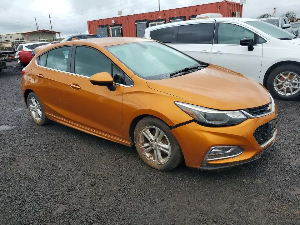 2017 CHEVROLET CRUZE LT  