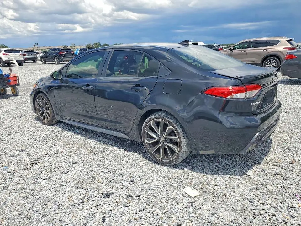 2020 TOYOTA COROLLA SE  