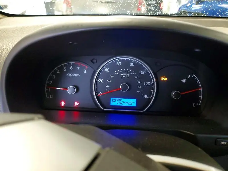 2010 HYUNDAI ELANTRA GLS  