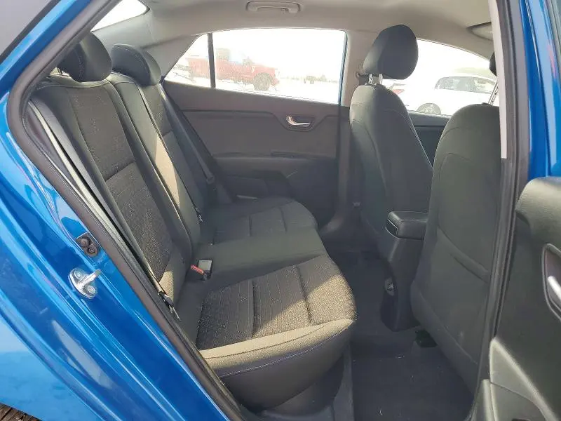 2023 KIA RIO S  