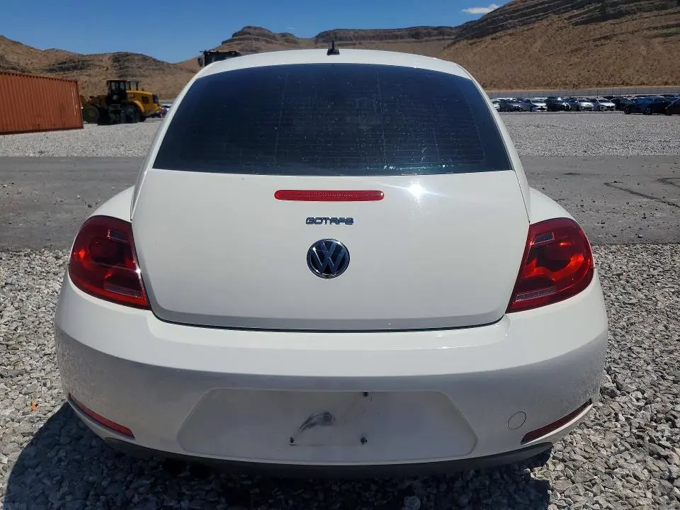 2013 VOLKSWAGEN BEETLE   