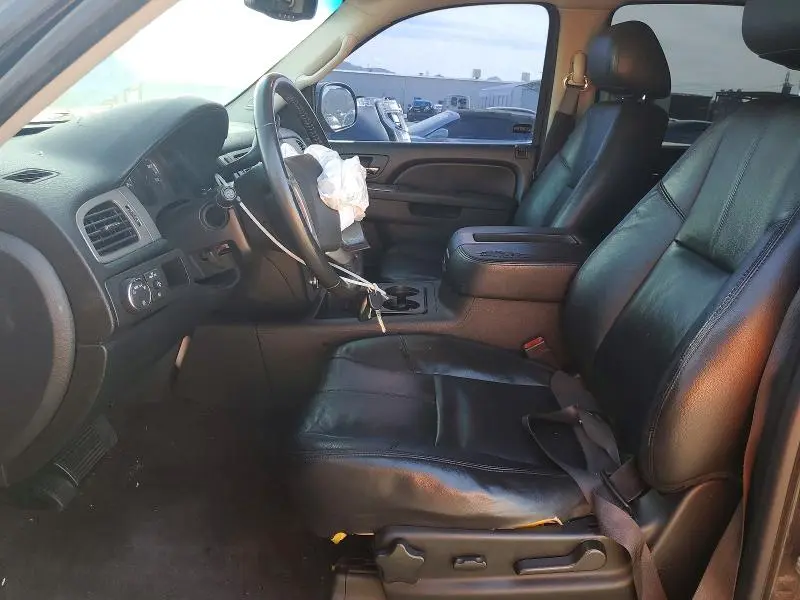 2011 CHEVROLET TAHOE C1500 LT  