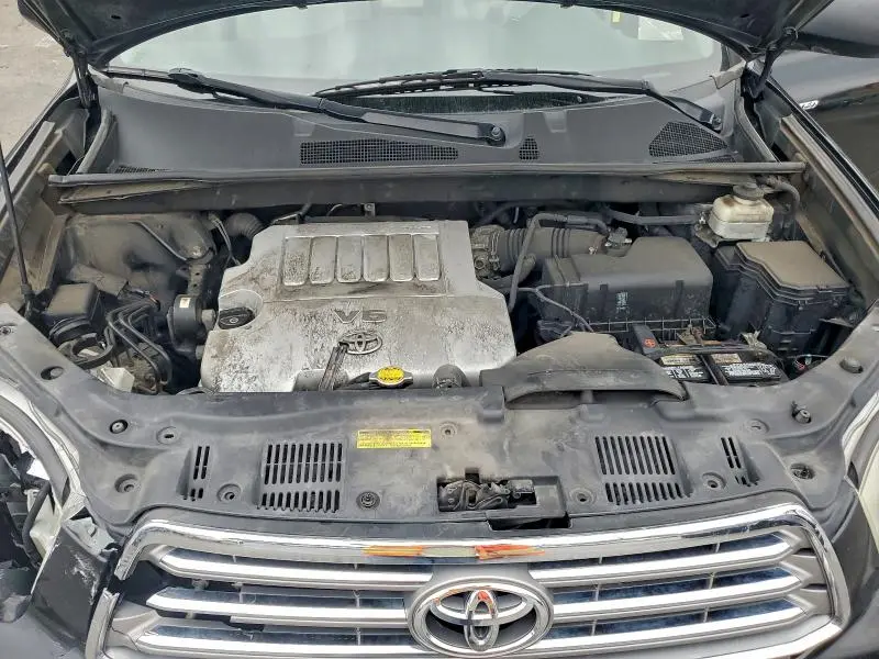 2010 TOYOTA HIGHLANDER LIMITED  