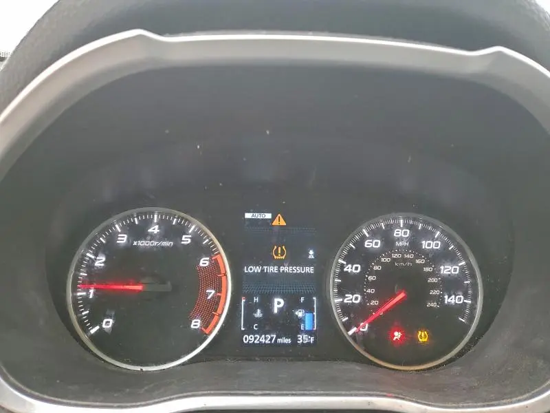 2019 MITSUBISHI ECLIPSE CROSS ES  