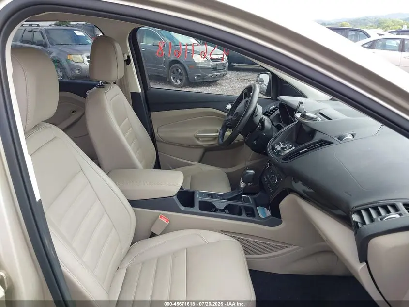 2017 FORD ESCAPE TITANIUM