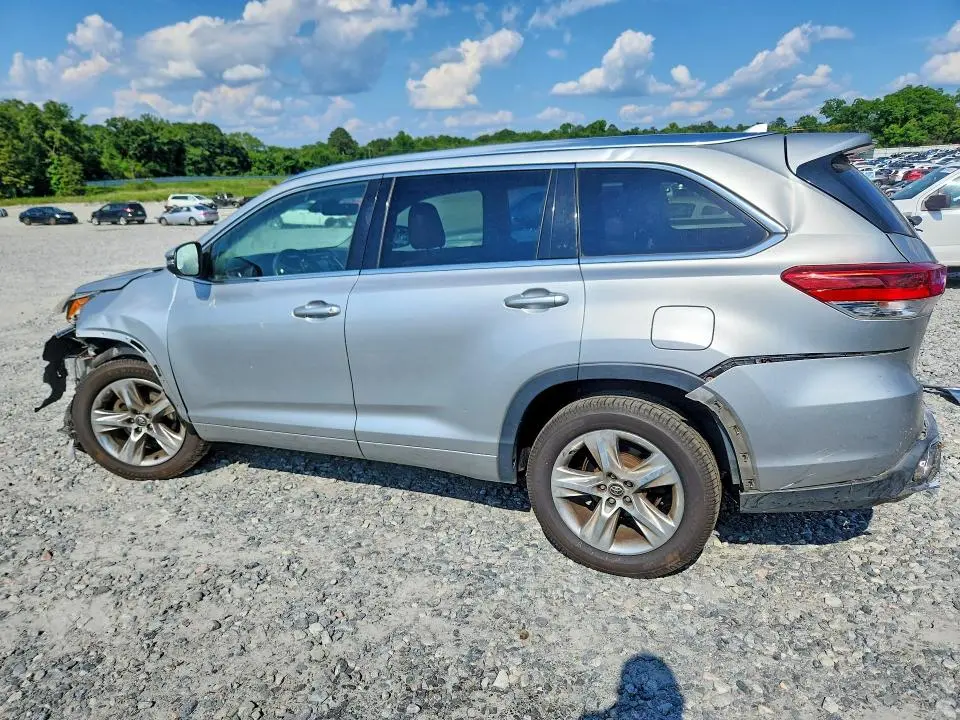 2017 TOYOTA HIGHLANDER LIMITED  