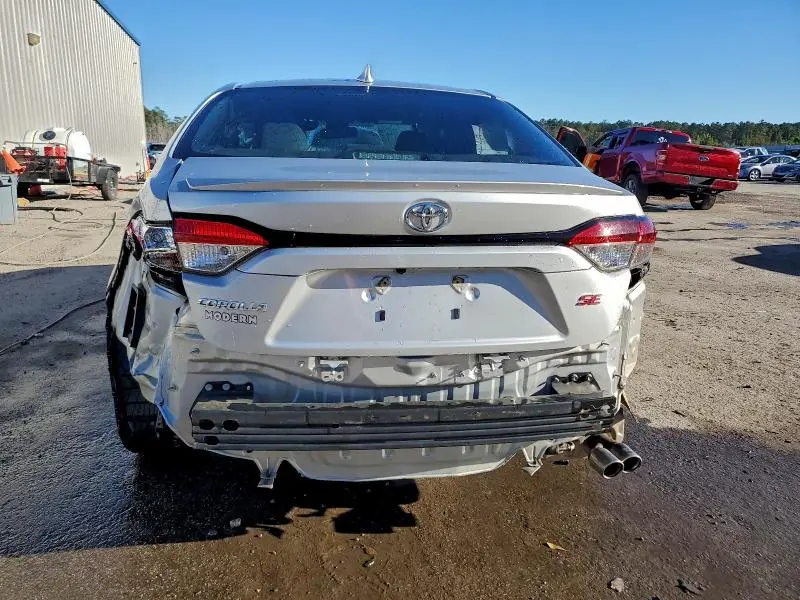 2021 TOYOTA COROLLA SE  