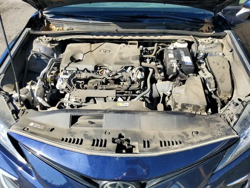 2021 TOYOTA CAMRY XLE  