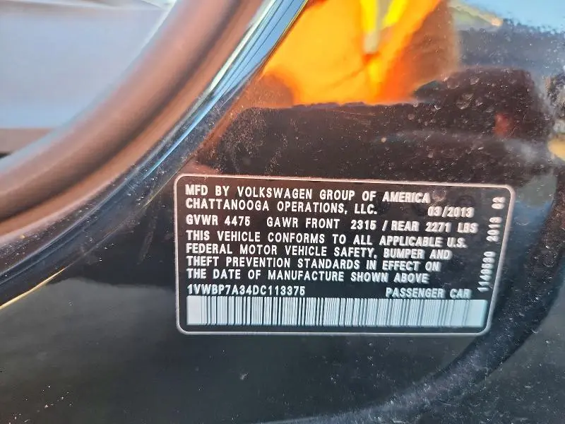 2013 VOLKSWAGEN PASSAT SE  