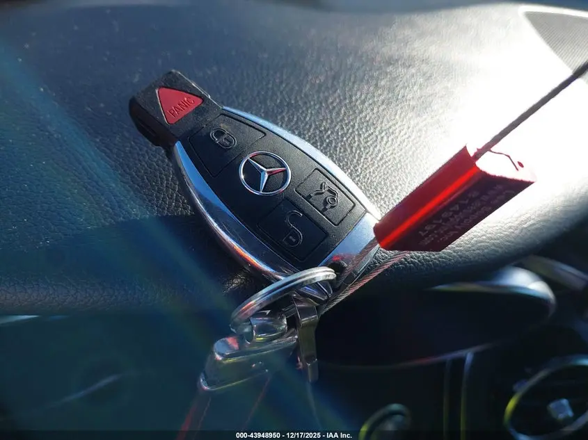 2019 MERCEDES-BENZ GLC 300 4MATIC