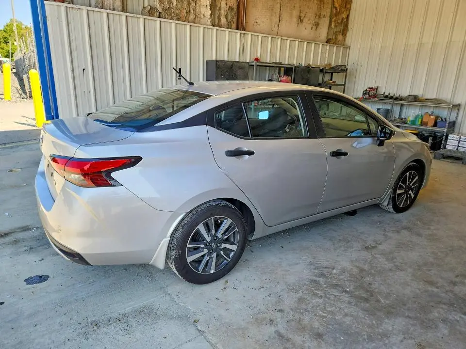2025 NISSAN VERSA S  
