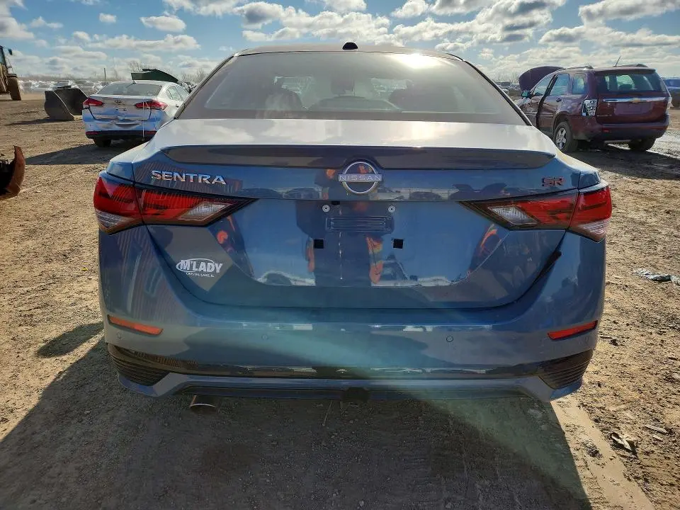 2024 NISSAN SENTRA SR  
