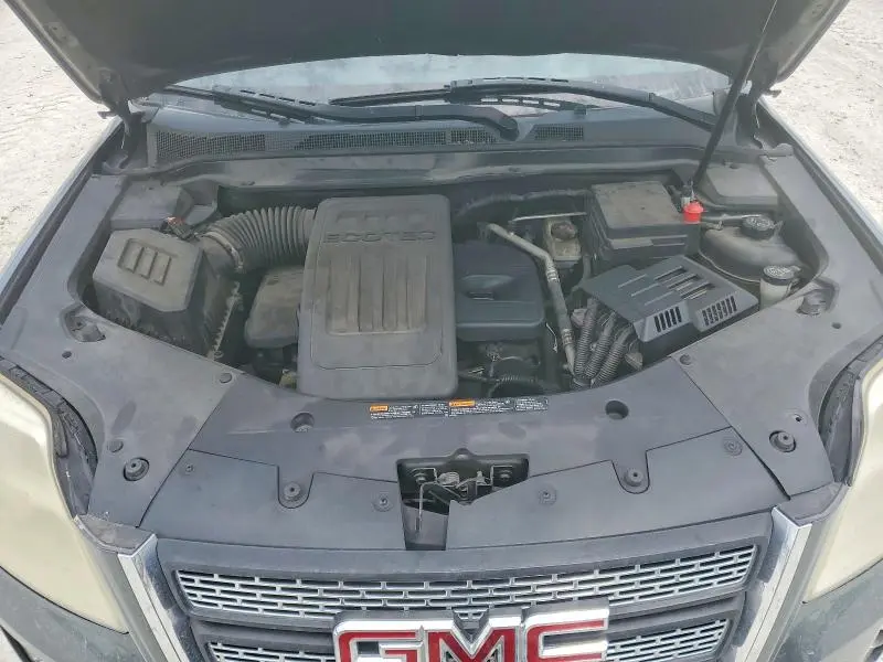 2013 GMC TERRAIN SLT  