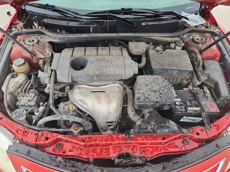 2011 TOYOTA CAMRY LE  