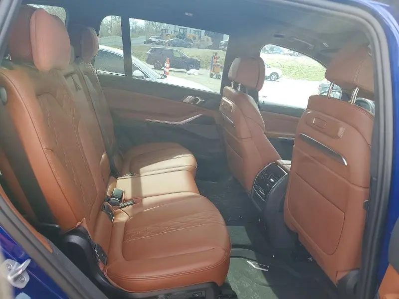 2026 BMW X7 M60I  