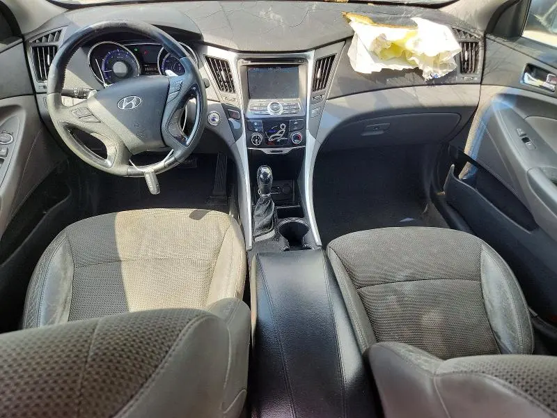 2013 HYUNDAI SONATA SE  