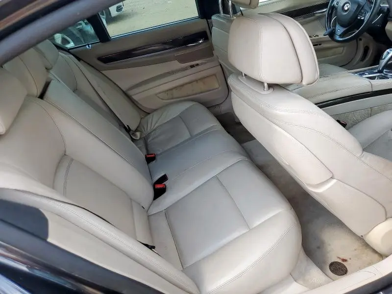 2015 BMW 750I MSPORT