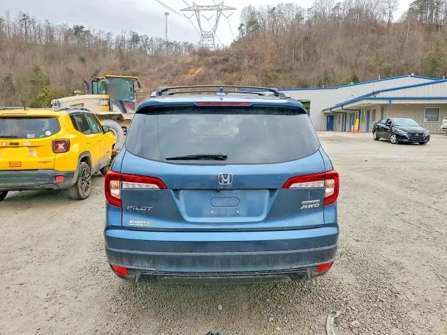 2022 HONDA PILOT SE  