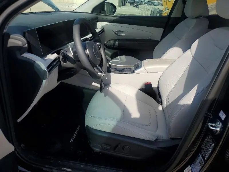2025 HYUNDAI TUCSON SEL  
