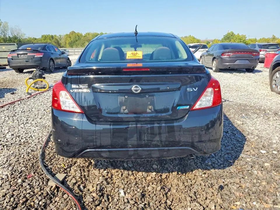 2015 NISSAN VERSA 1.6 SV  