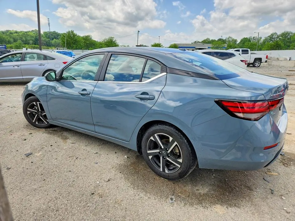 2024 NISSAN SENTRA SV  