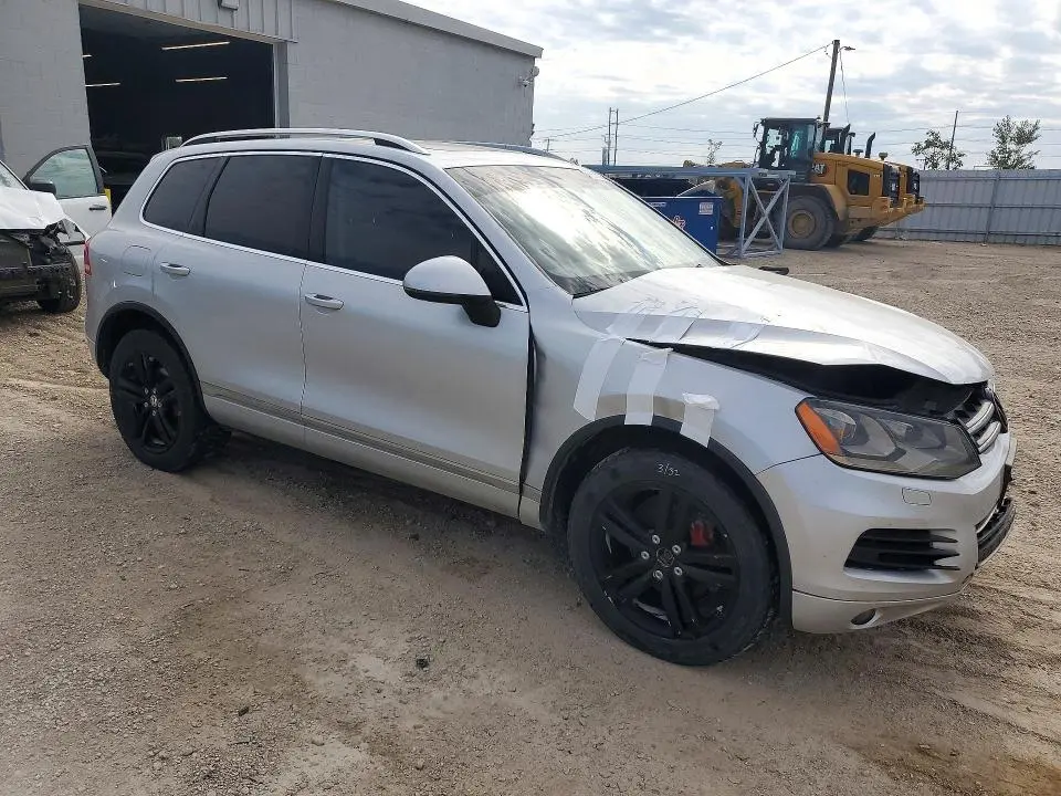 2012 VOLKSWAGEN TOUAREG V6 TDI  