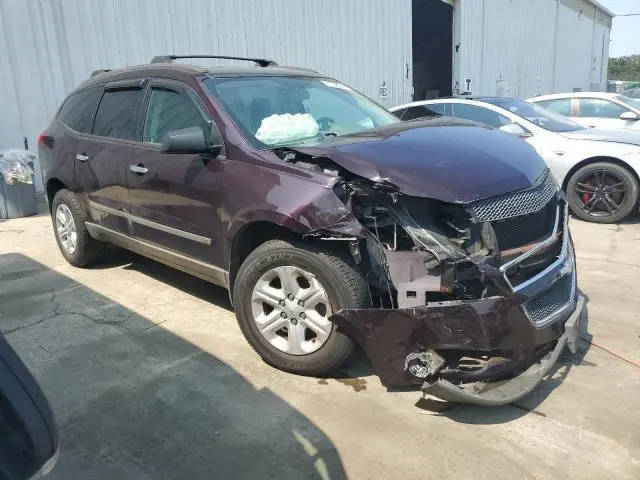 2010 CHEVROLET TRAVERSE LS  