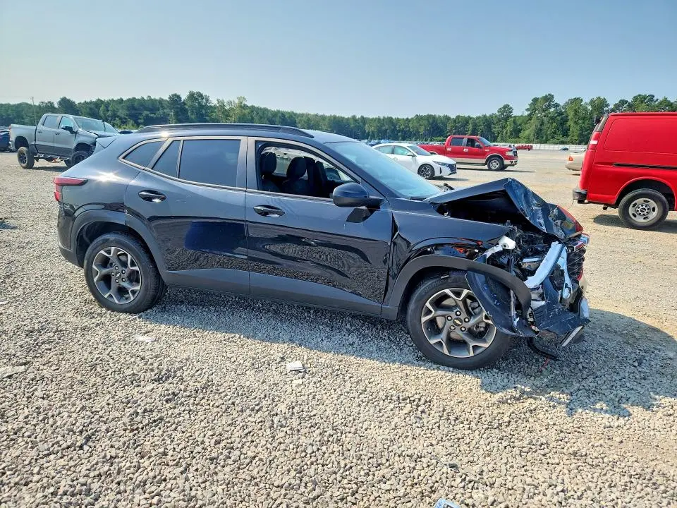 2025 CHEVROLET TRAX 1LT  