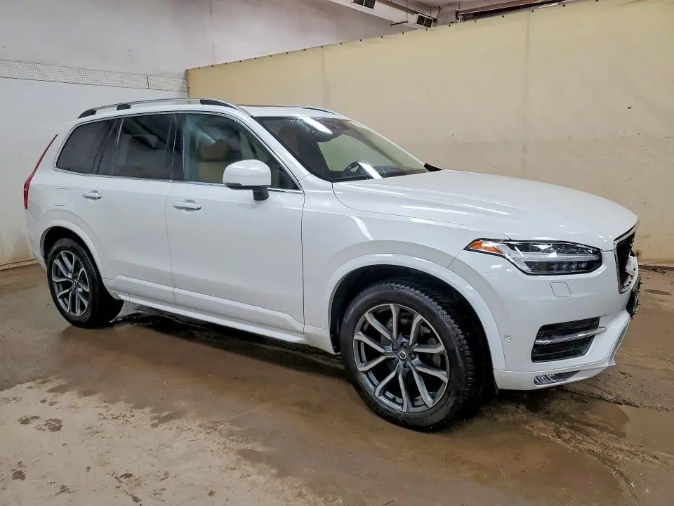 2016 VOLVO XC90 T6  