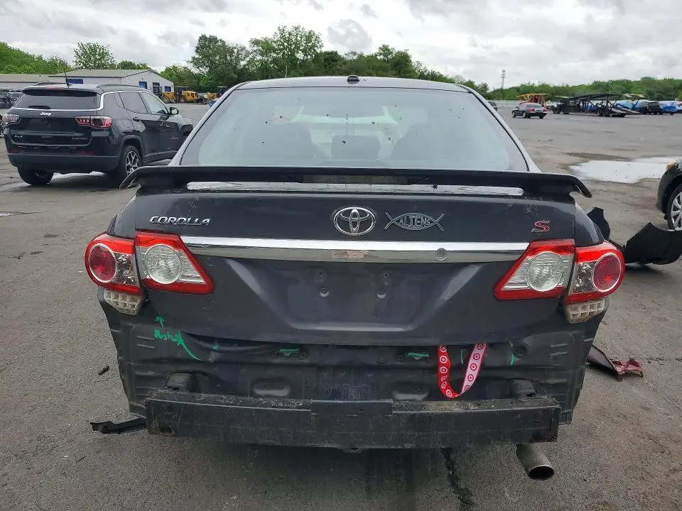 2013 TOYOTA COROLLA S  