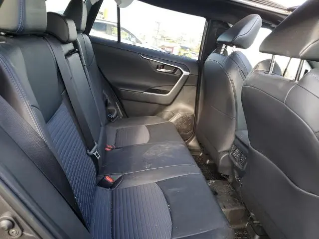 2025 TOYOTA RAV4 XSE  